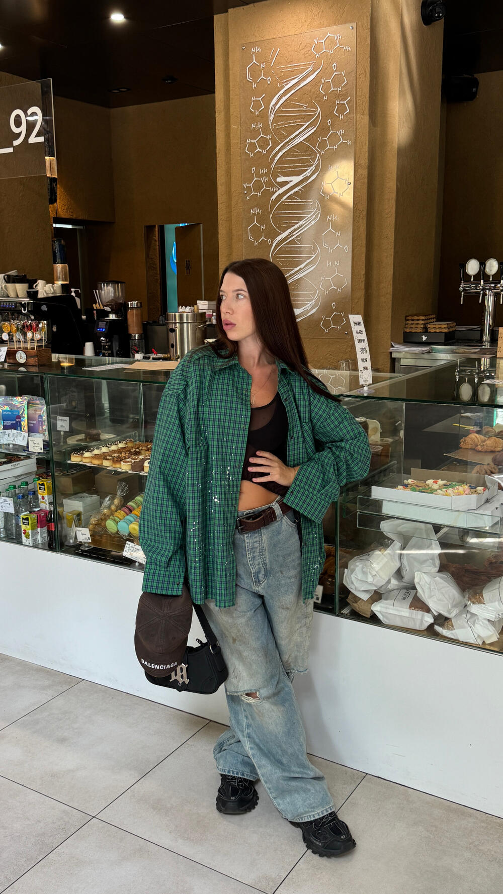 Зелена сорочка у клітинку m/l