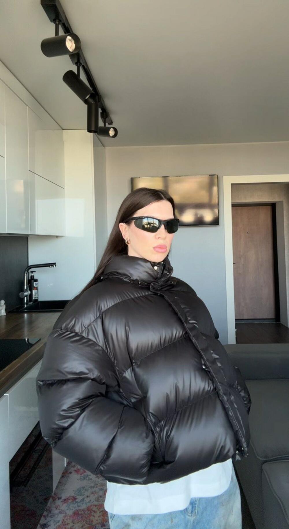 Пуфер "Cropped" Чорний глянець