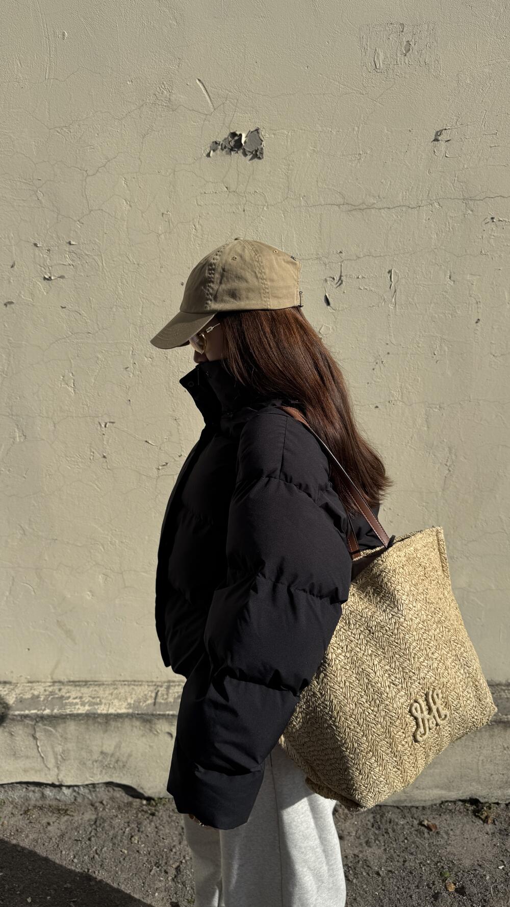 Пуфер "Cropped" Чорний матовий