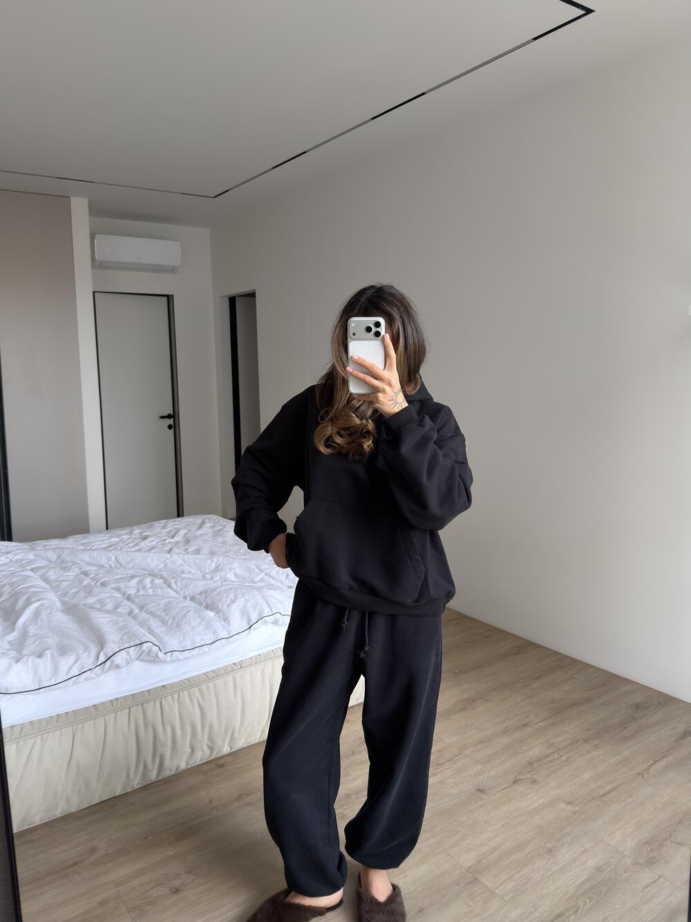 Худі чорний кенгуру s/m