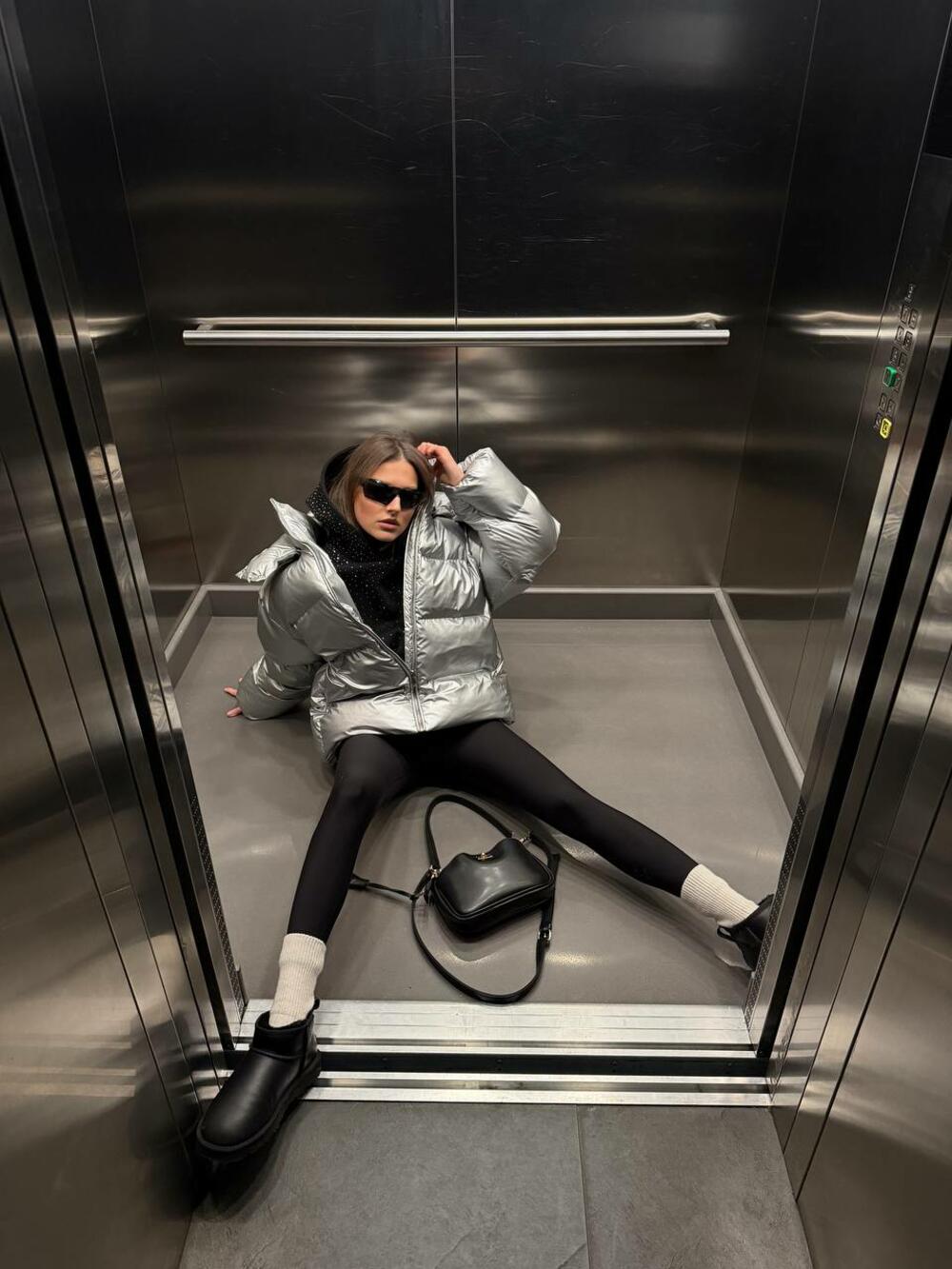 Пуфер 2024 срібний, Універсал