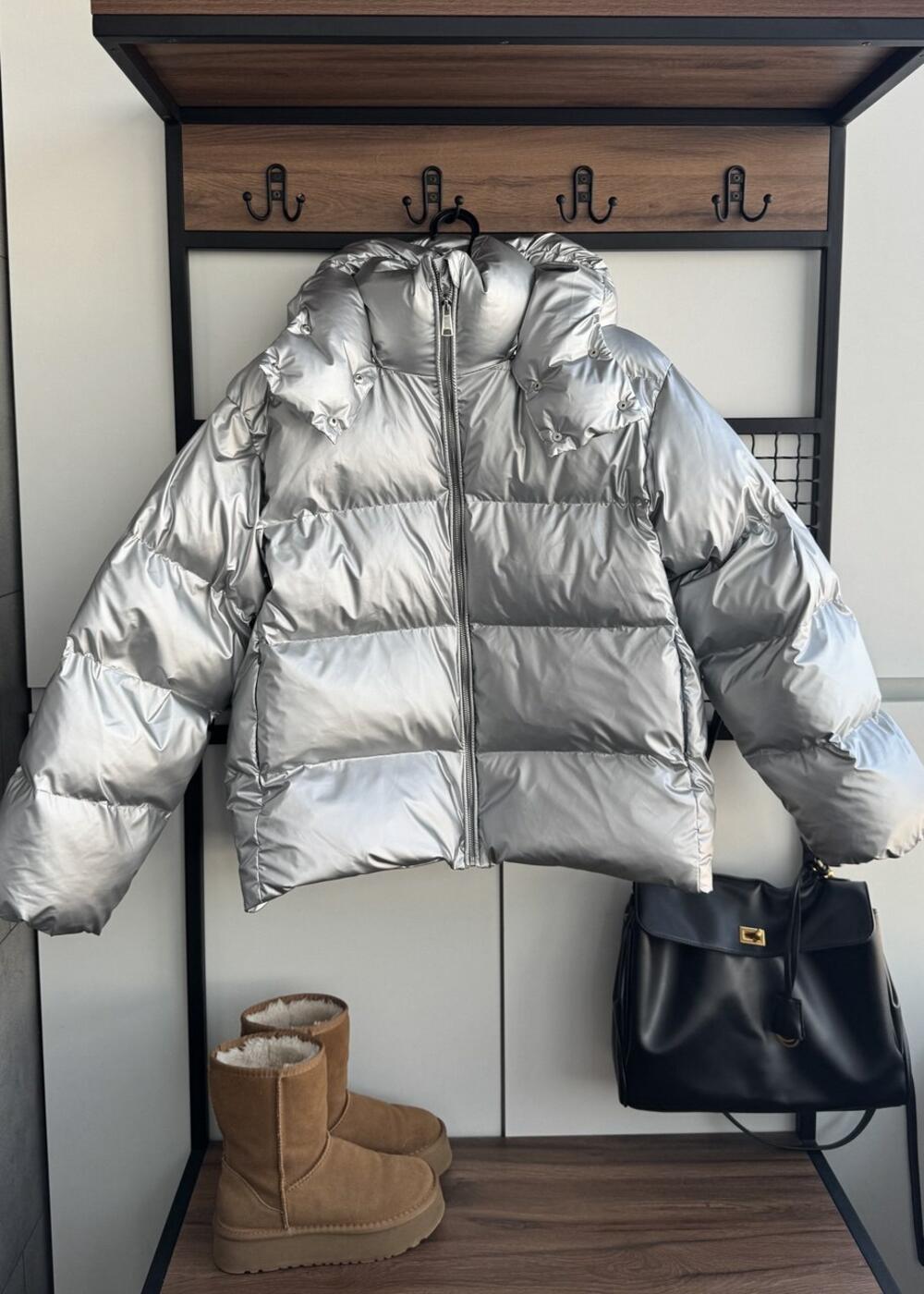 Пуфер 2024 срібний, Універсал