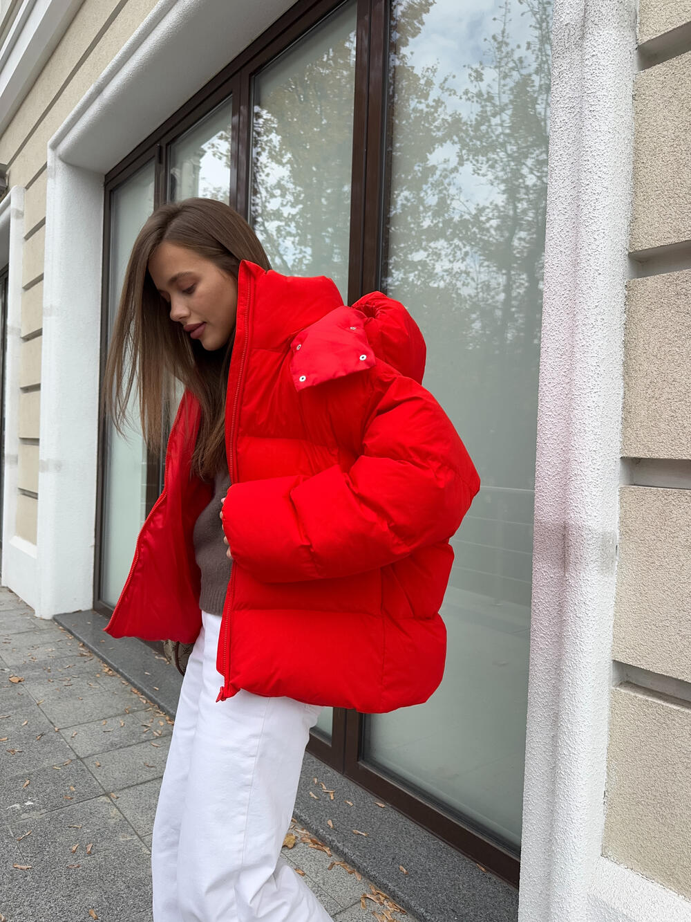 Пуфер 2024 Червоний, Універсал