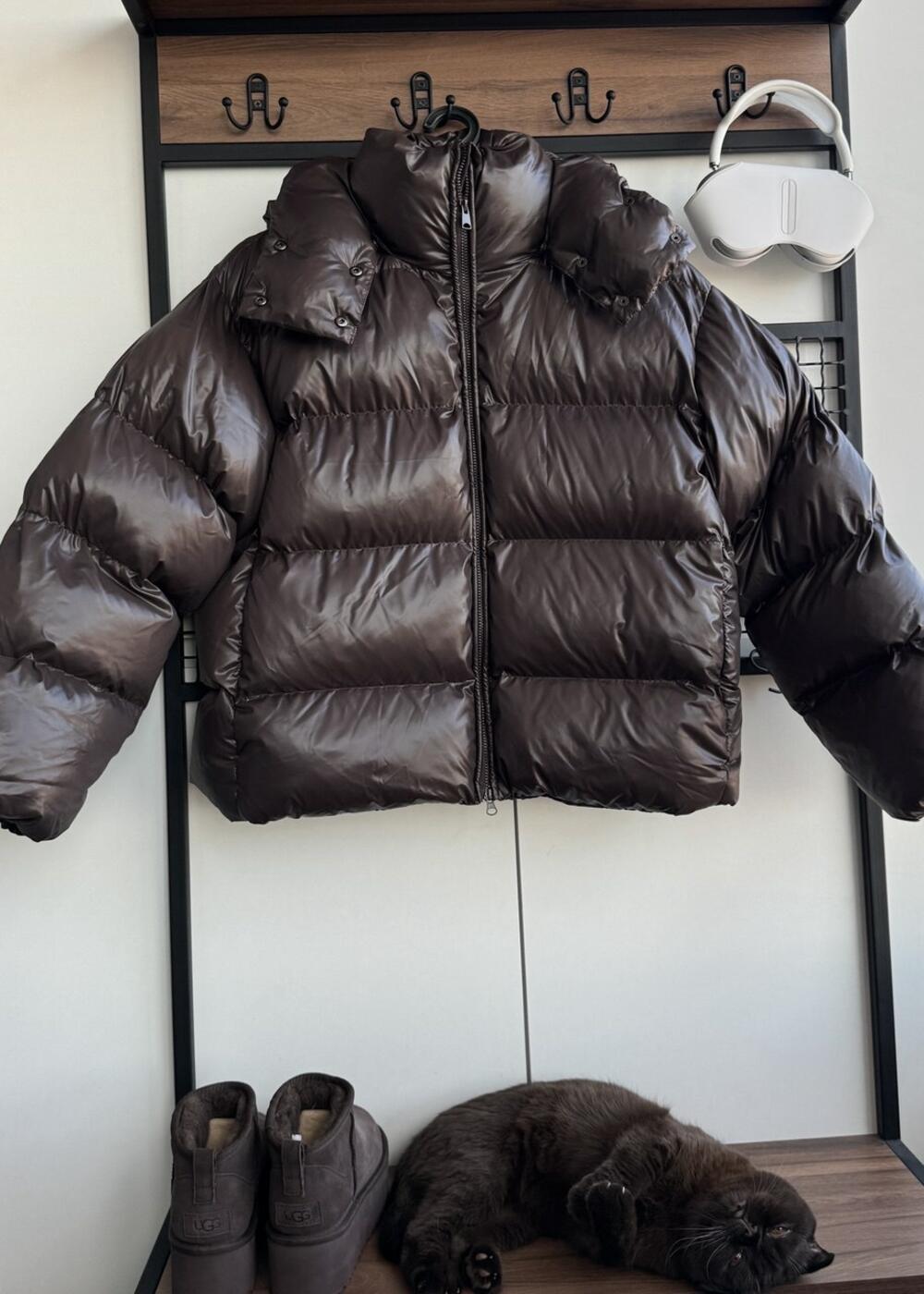 Пуфер 2024 Шоколад глянець, Універсал