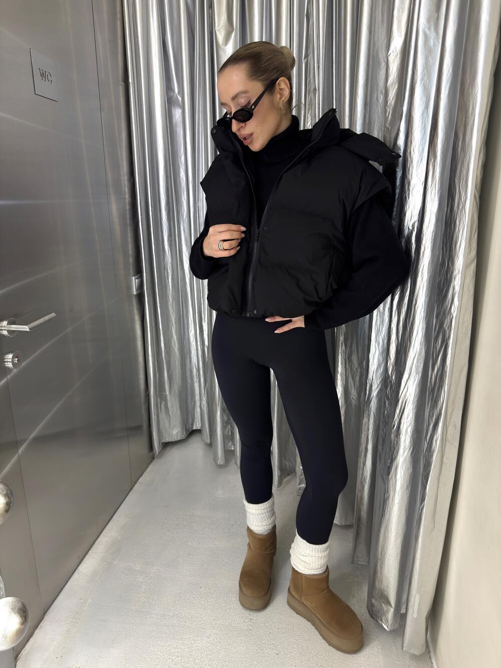 Жилет чорний, Універсал