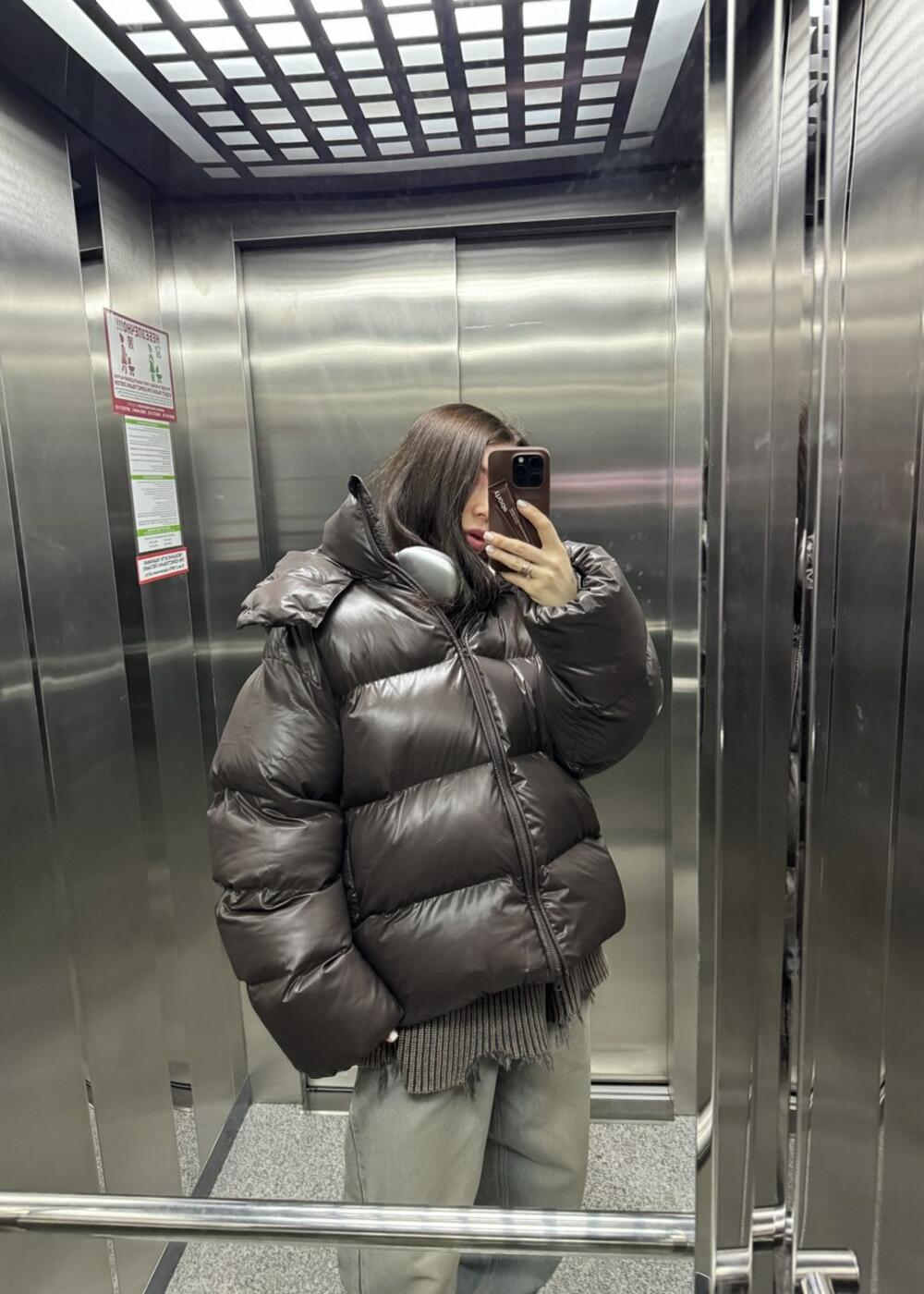 Пуфер 2024 Шоколад глянець, Універсал