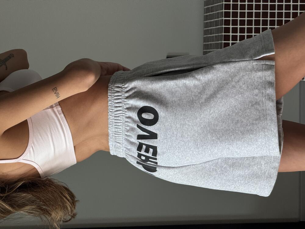 Gym-to-street crop logo shorts m/l