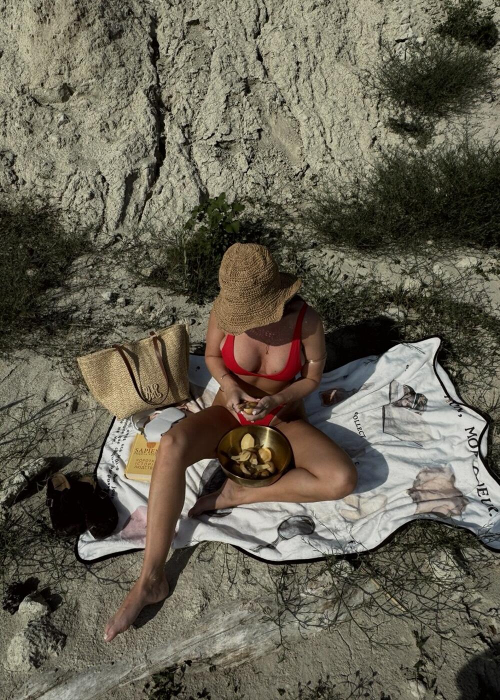 Naked form Червоний, м