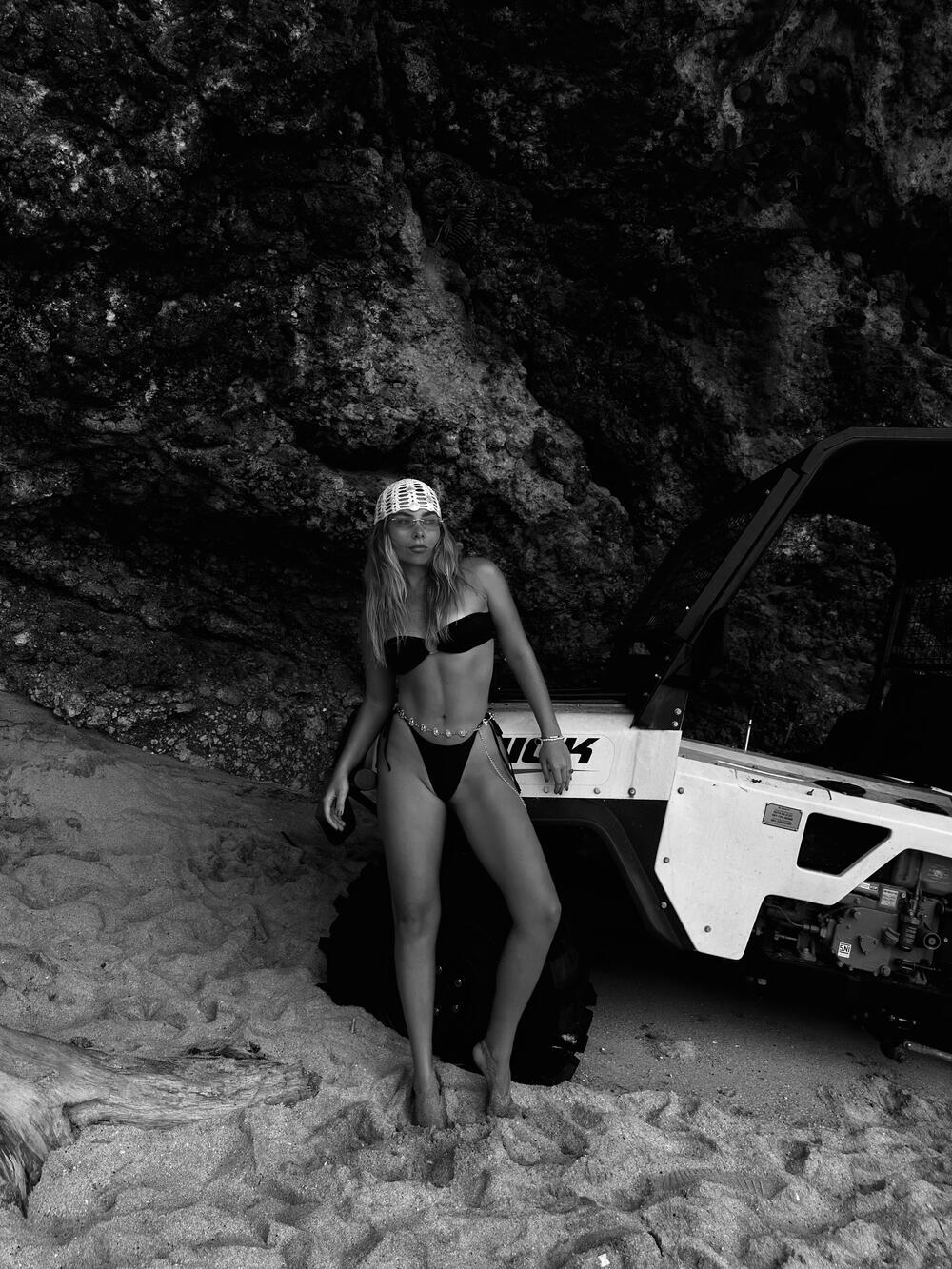 Black sand чорний, s