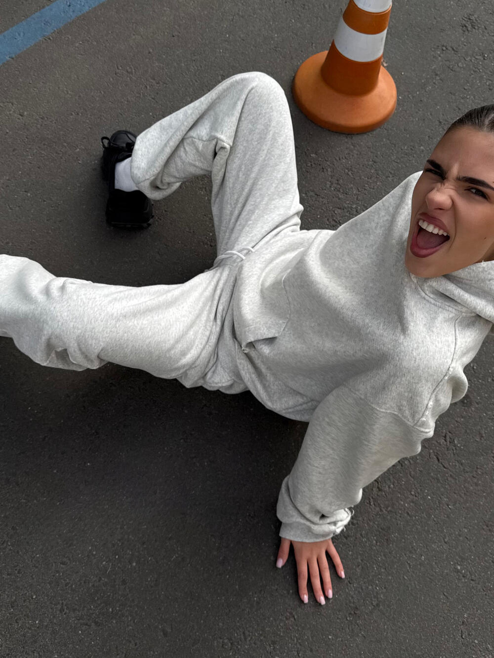 Худі кенгуру у теплому відтінку меланжу 