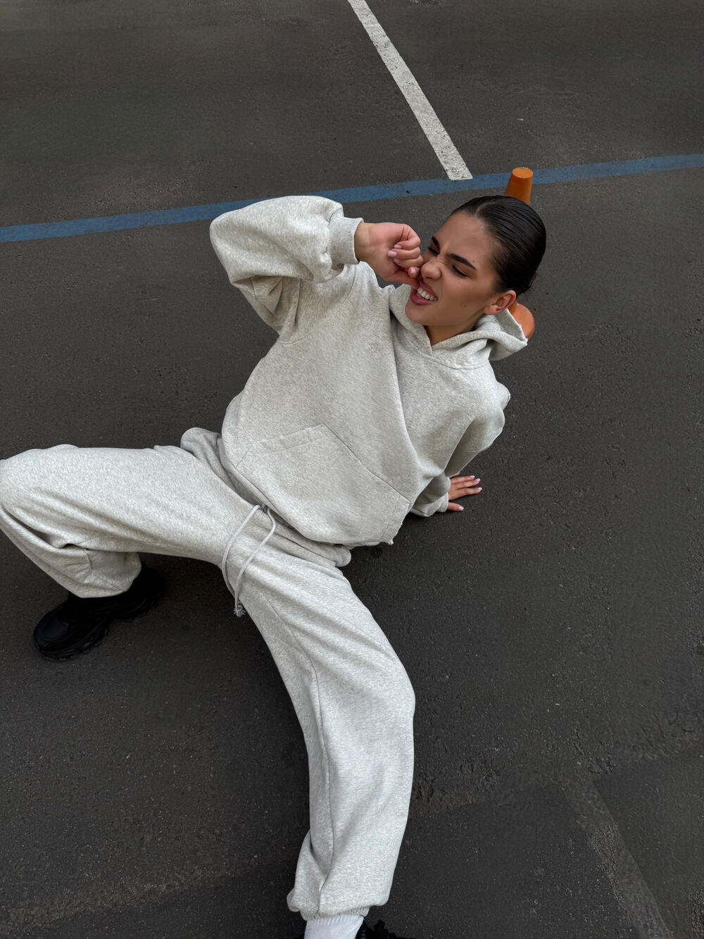 Худі кенгуру у теплому відтінку меланжу l/xl