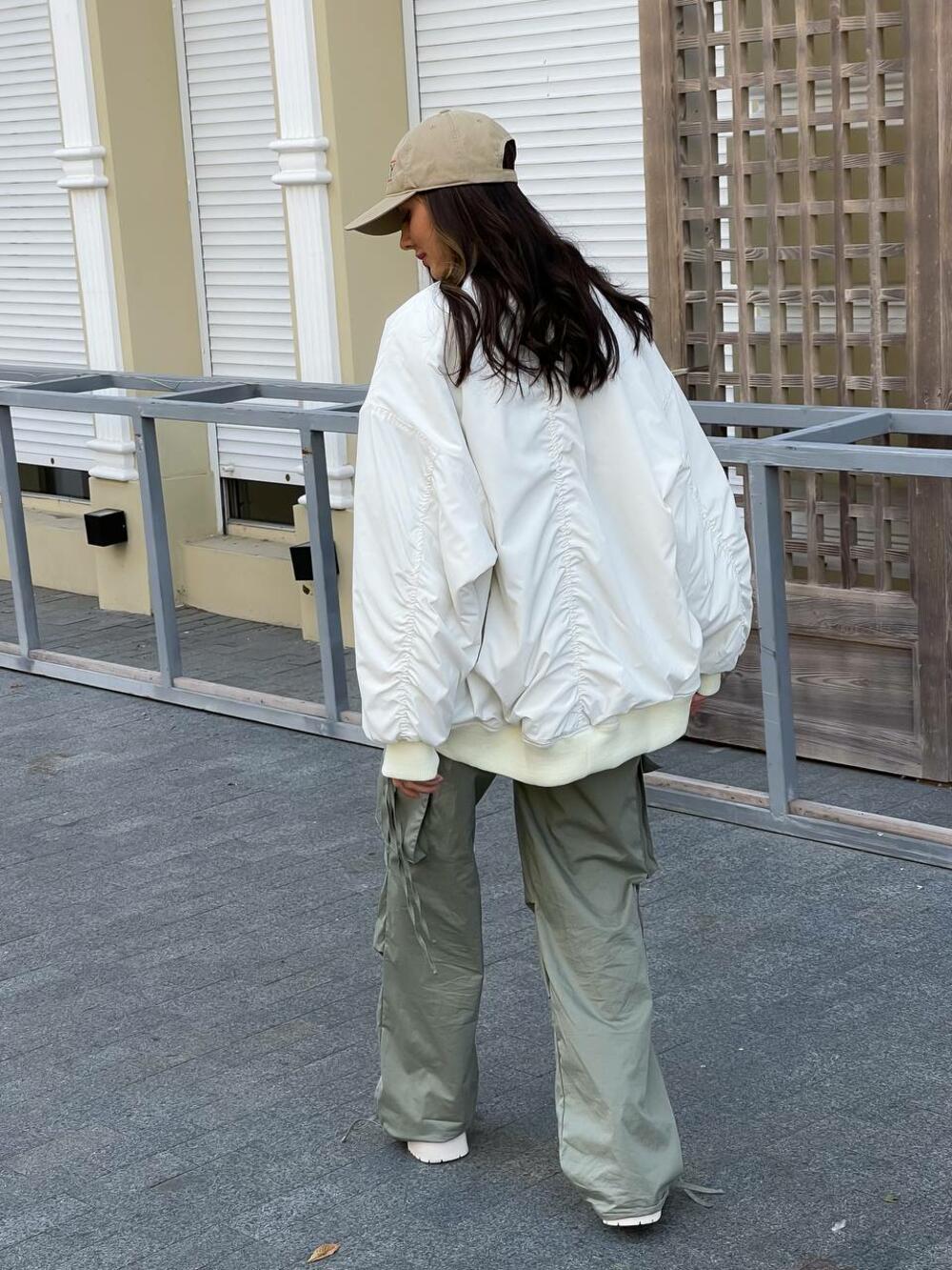 Бомбер демі Крем, l/xl