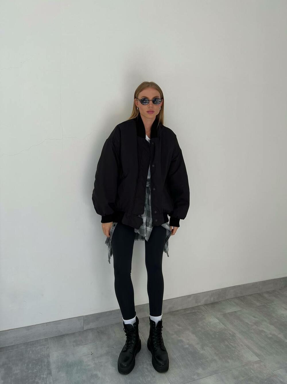 Бомбер демі чорний, l/xl