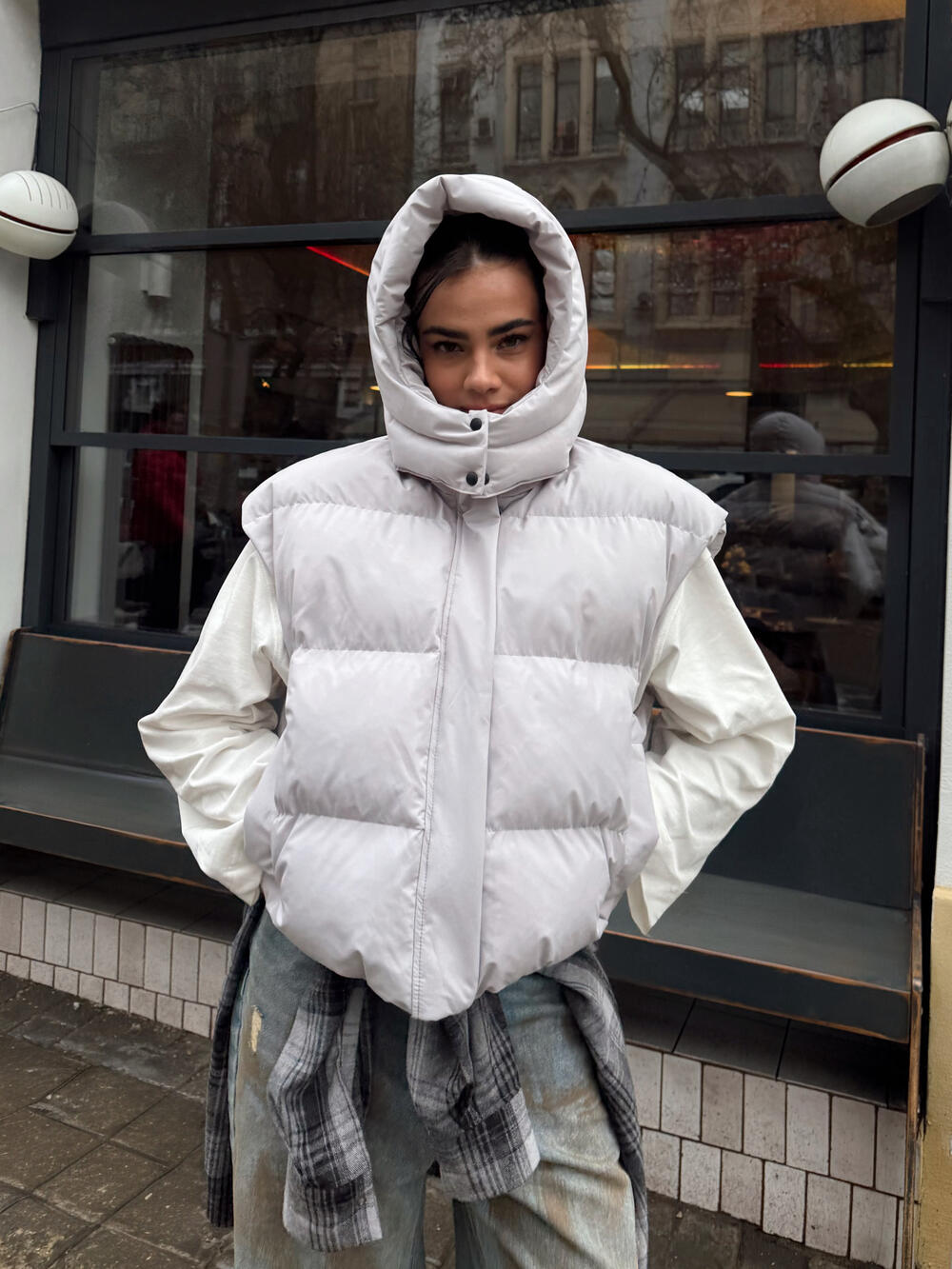 Жилет сірий, Універсал