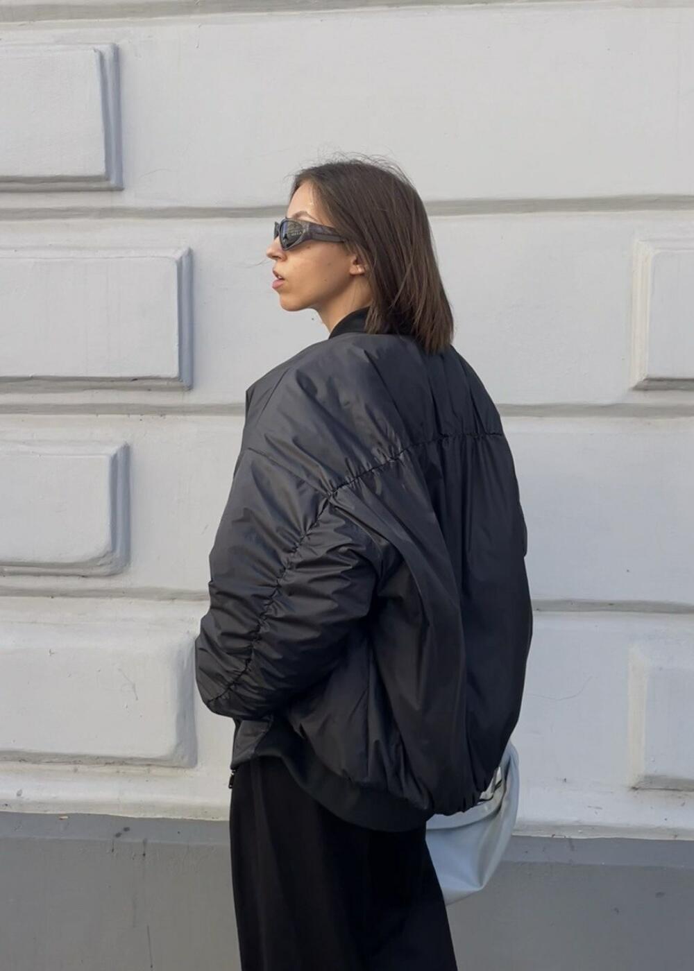 Зимовий бомбер чорний, l/xl