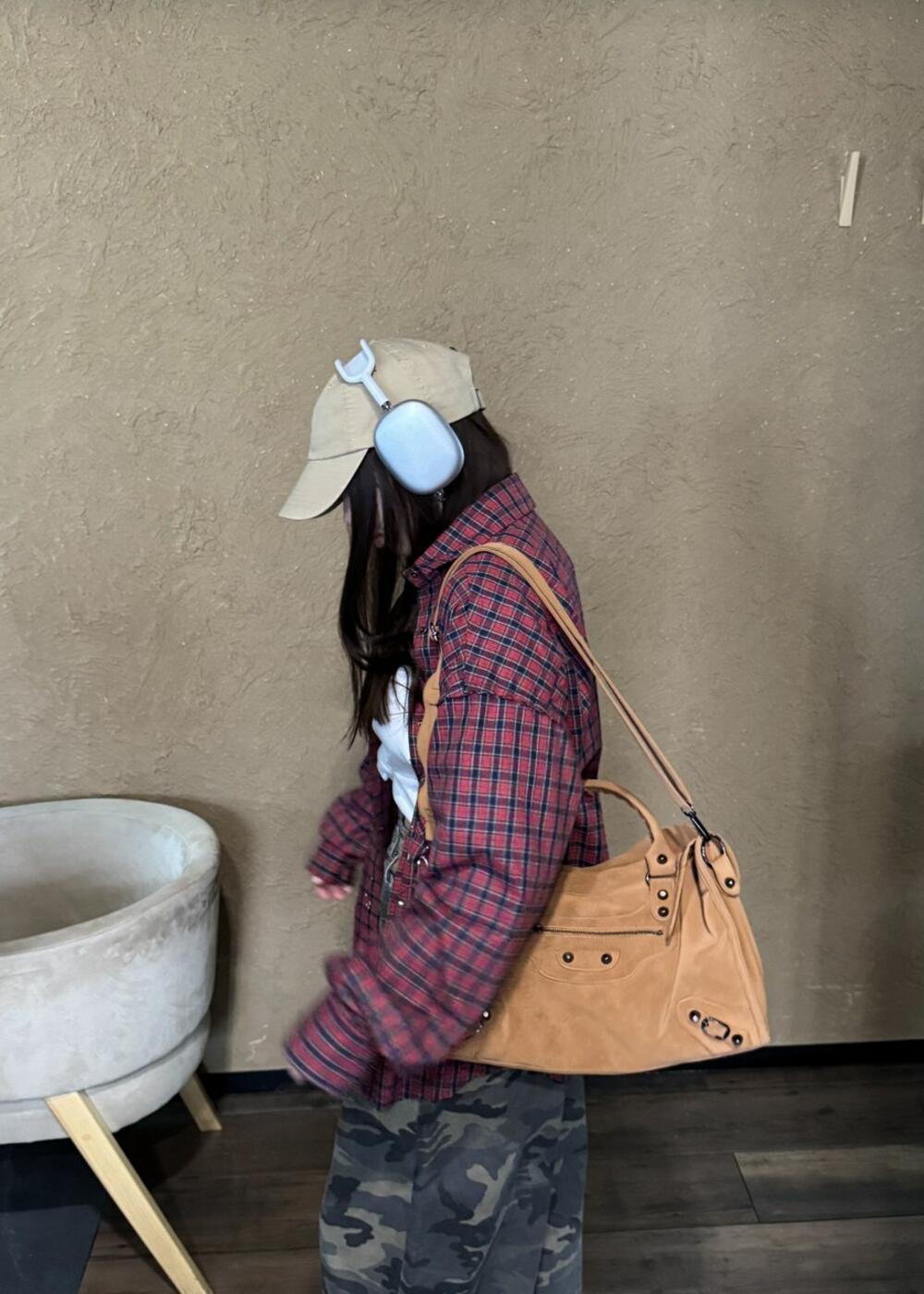 Червона з чорним сорочка у клітинку s/m