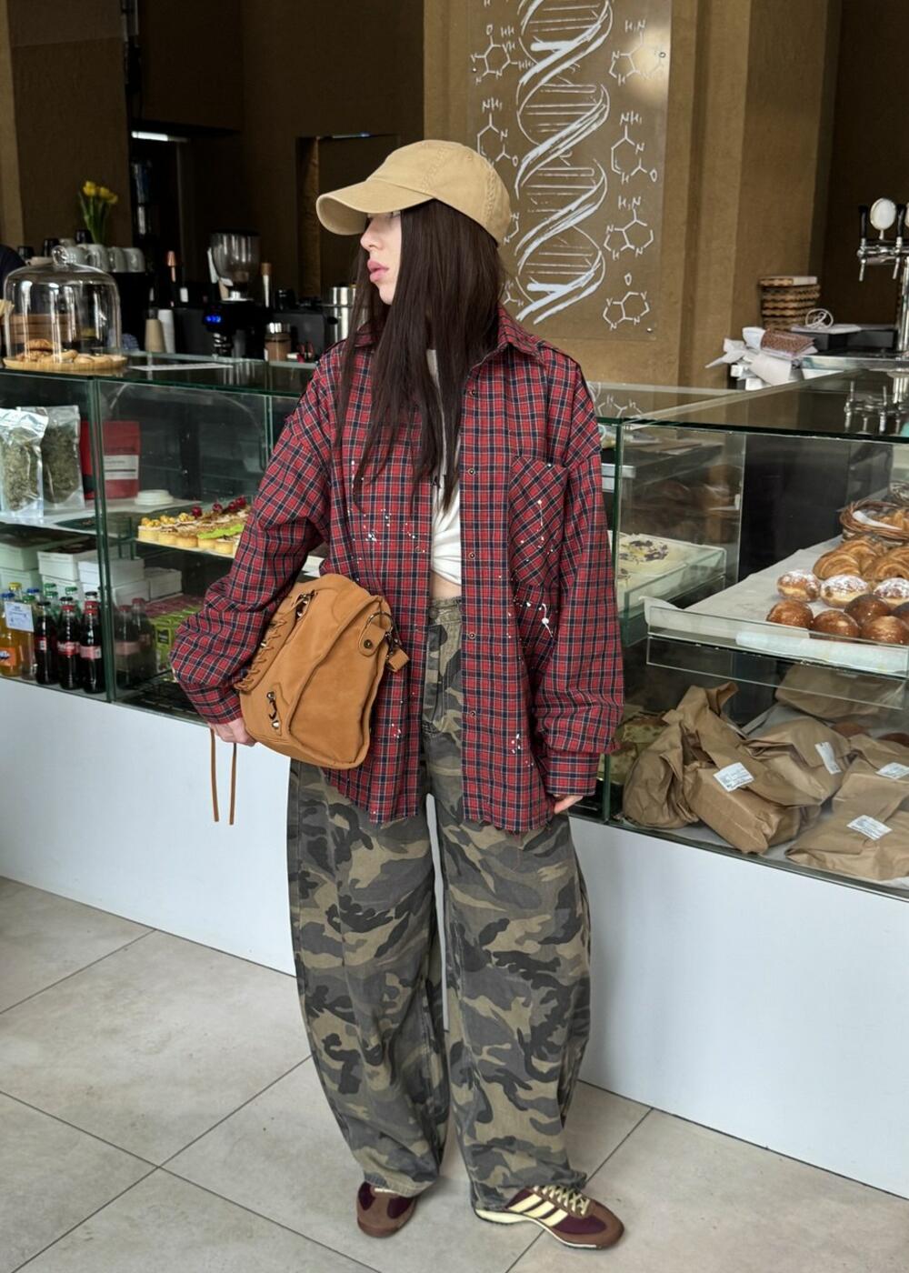 Червона з чорним сорочка у клітинку s/m