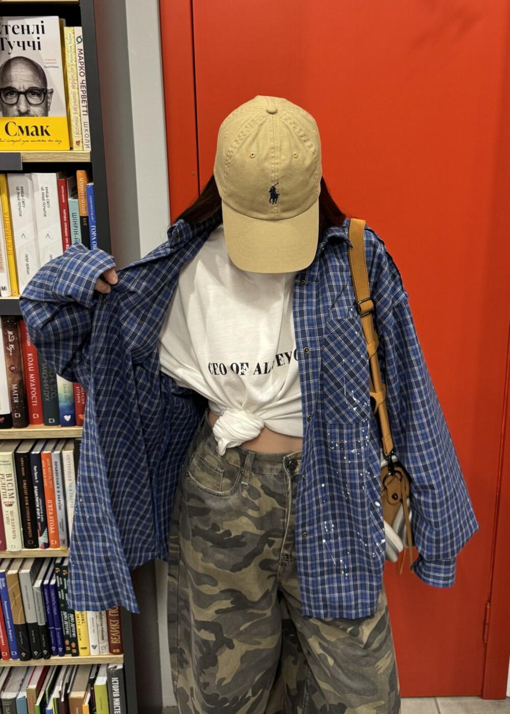 Синя сорочка у клітинку 