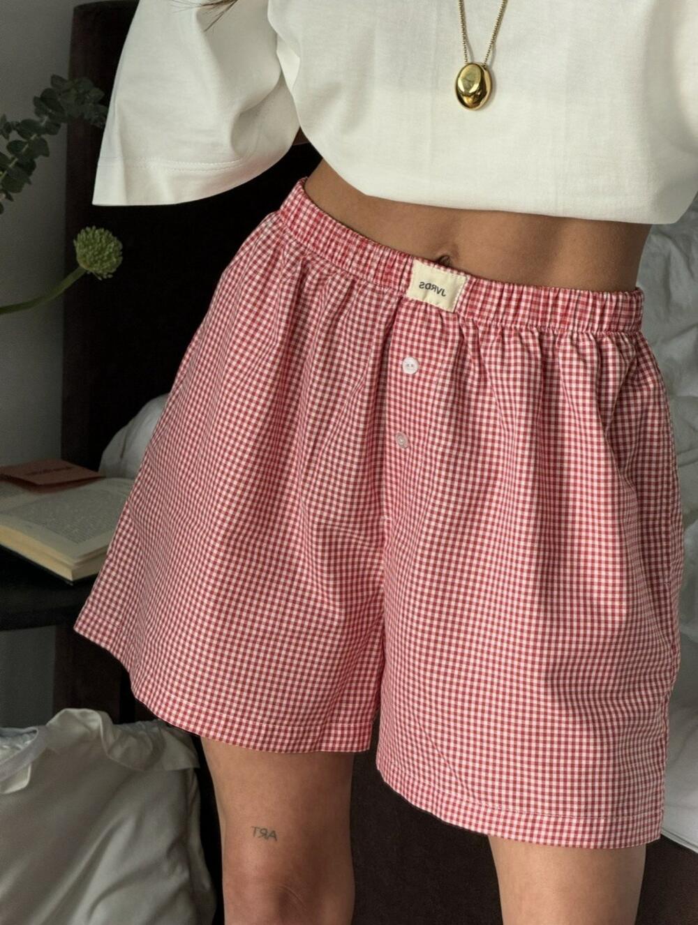 Червоні бавовняні шорти в клітинку xs/s