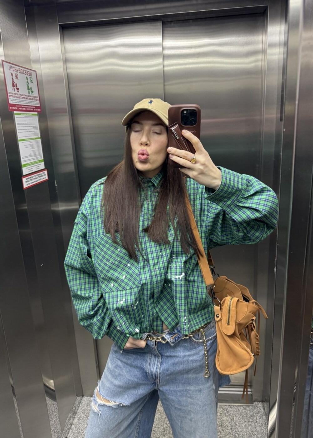 Зелена сорочка кроп Універсал